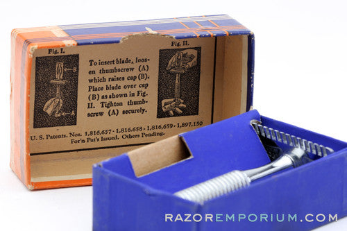 1930's Segal One Piece TTO Razor in Box