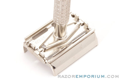 1965 Gillette Flare Tip DE Super Speed  Safety Razor K4