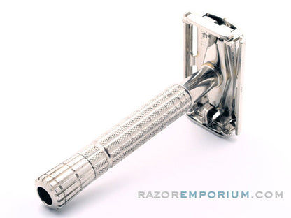 1954 Z2 Gillette Flare Tip Super Speed Safety Razor Set w/ Blade Bank & Case