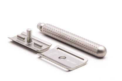 Tatara |Matte Masamune Closed Comb Stainless Steel Double Edge Safety Razor