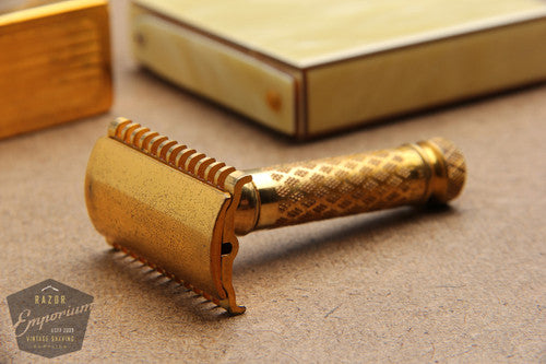 1920s Electric Razor Gillette 1920's Milady Decollete DE Safety Razor in Pearl Case – Razor ...