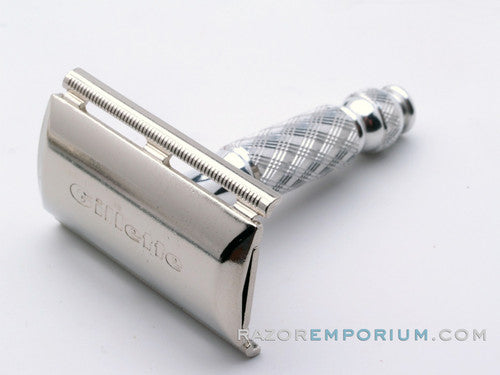 1970 P2 Gillette Ball End Tech Travel Spiral Handle Razor Marcus Regs w/ Blades & Case
