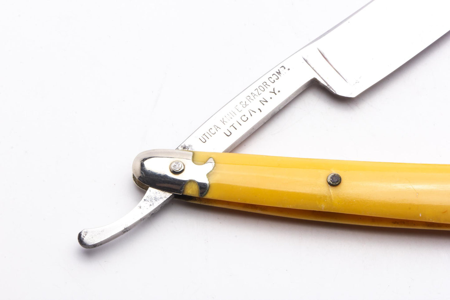 5/8" Vintage Restored #917 Red Point by Utica Straight Razor