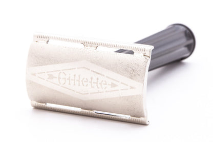 1952 Gillette X3 Post WWII Bakelite Handle Tech DE Razor