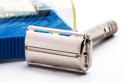 1953 Y2 Gillette Super Speed Safety Razor Set in Blue Case | Original Condition