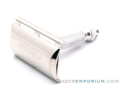 1968 N1 Gillette Travel Tech Double Edge Safety Razor