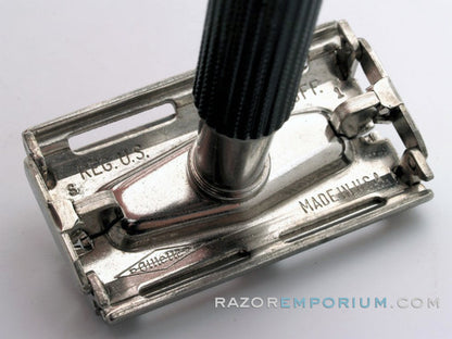 1972 S1 Gillette Black Handle Super Speed Safety Razor
