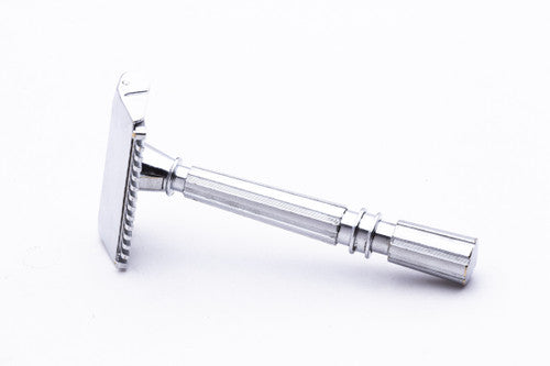 1940's Gem Micromatic SE Safety Razor w/ Cream Bakelite Case