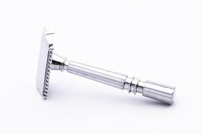 1940's Gem Micromatic SE Safety Razor w/ Cream Bakelite Case