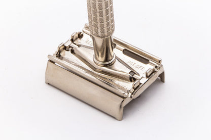 1966 L2 Flare Tip Super Speed DE Safety Razor Set