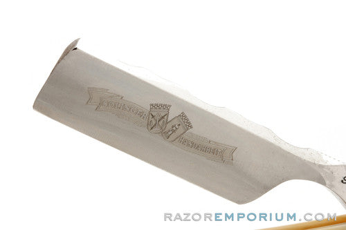 6/8" Ralf Aust American Tip Straight Razor  | Horn Scales