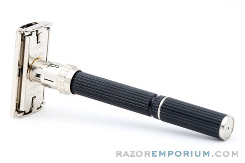 1975 Gillette Super Adjustable 109 Safety Razor Set V2