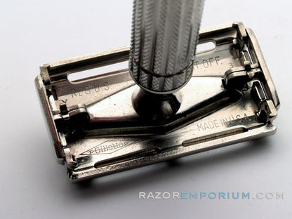 1953 Y3 Gillette President DE Safety Razor Set w/ Original Case, Instructions, & Blade Bank - New Old Stock - MINT