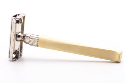 Astra 901 Double Edge Safety Razor Set | Original Condition