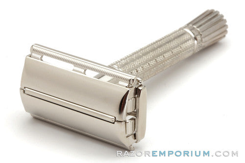 1961 Gillette Flare Tip Super Speed DE Safety Razor - G2