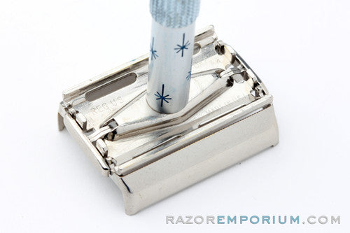 1962 Gillette Blue Star Lady Gillette DE Safety Razor H4 - Excellent