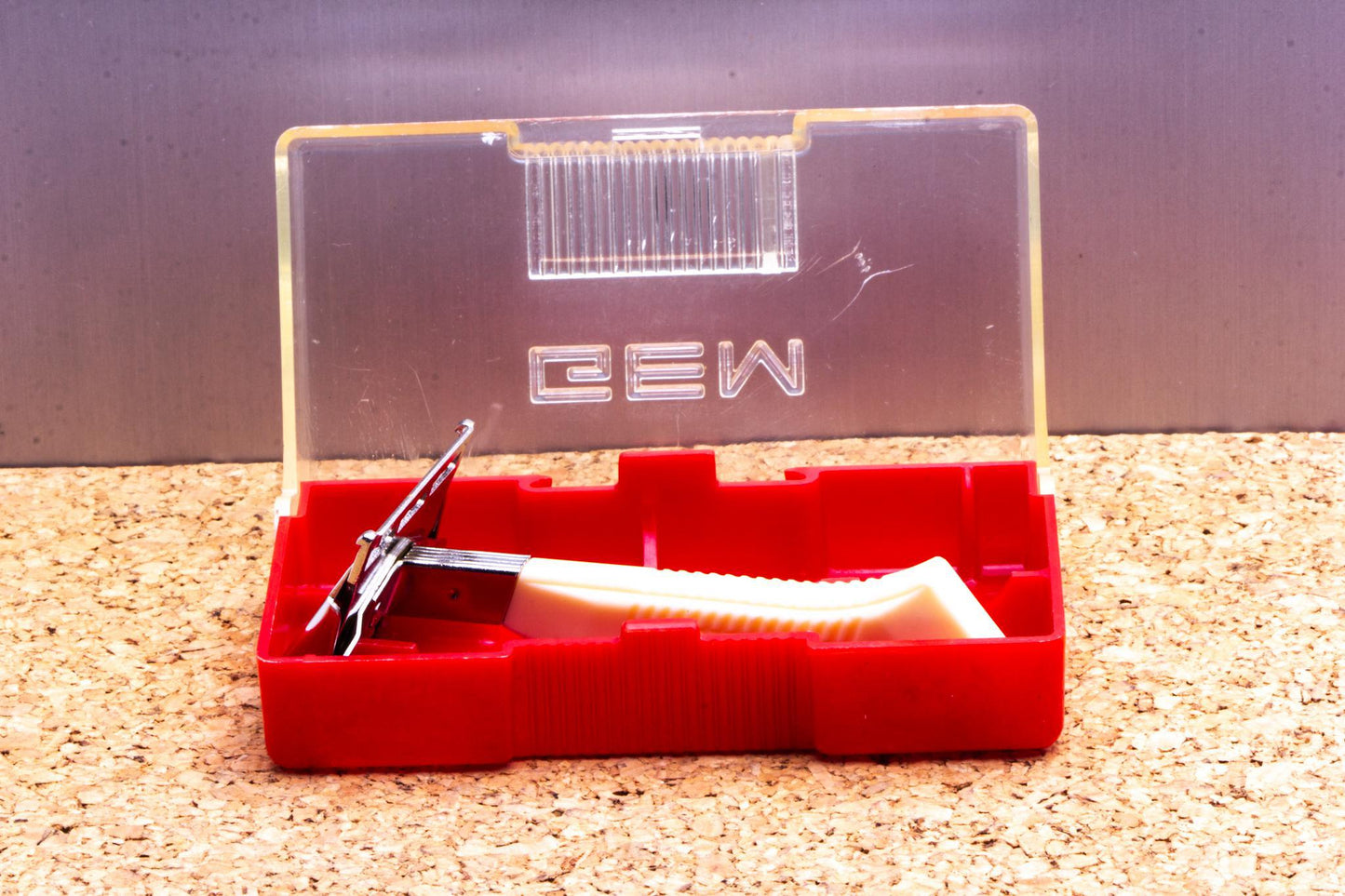 1950's Gem G-Bar Single Edge Razor with Cream Handle in Red Case |Original Condition