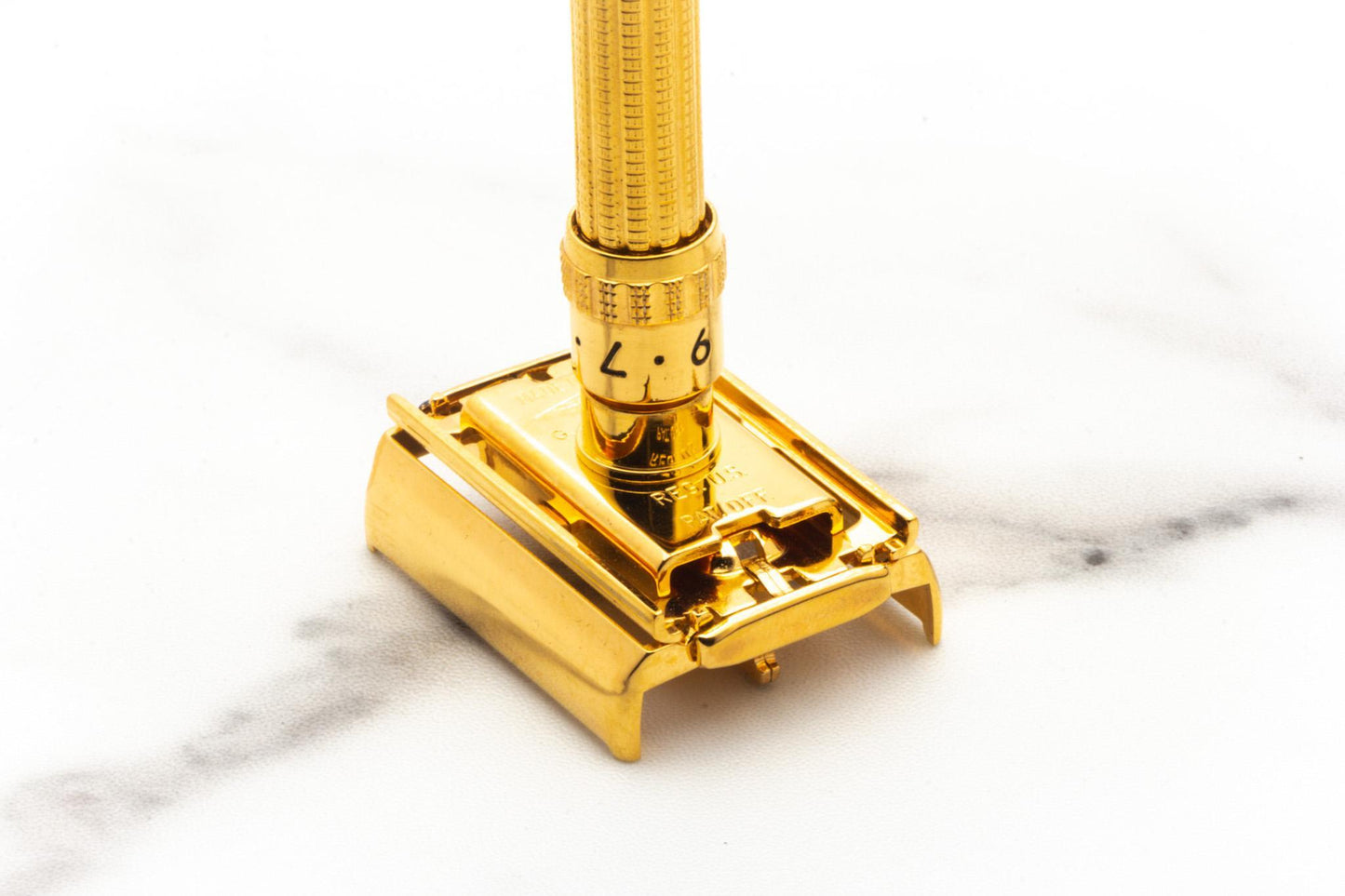 1961 G4 Gillette Gold Slim Aristocrat Adjustable Safety Razor Set | Original Condition