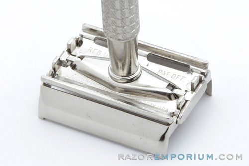 1966 Gillette Flair Tip Super Speed Safety Razor L1