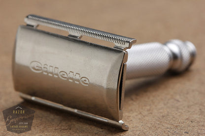 Gillette 1968 Tech Travel DE Safety Razor N2 Marcas Regs W Gold Case
