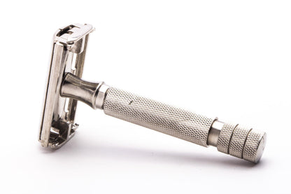 1953  Gillette British Rocket HD Safety Razor Set With Metal Case |Original Condition