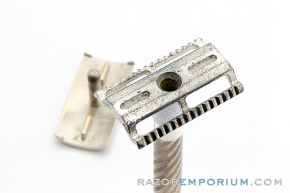 1940's Rotbart Bond Extra Safety Razor Set