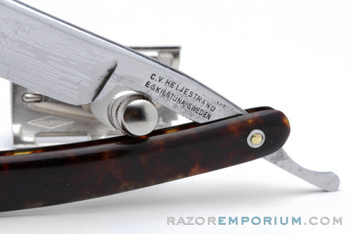 5/8" C.V. Heljestrand Straight Razor Shave Ready | Ekilstuna, Sweden