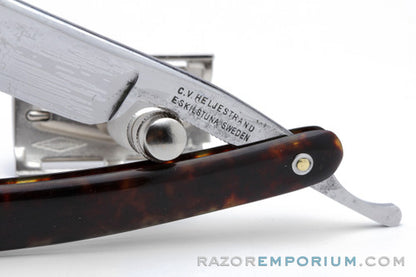 5/8" C.V. Heljestrand Straight Razor Shave Ready | Ekilstuna, Sweden