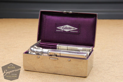 Gillette 1908 Single Ring Old Type Set in Metal Case w/ Blade Banks MINT