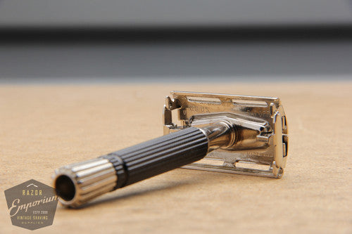Gillette 1974 Black Handle Super Speed Safety Razor - U3