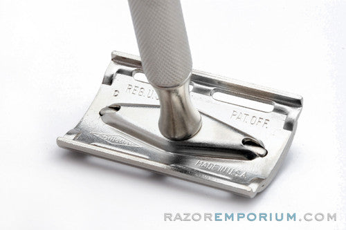 1957 Gillette Ball End Tech DE Safety Razor Factory Nickel C4