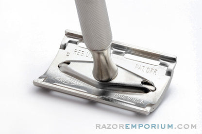 1957 Gillette Ball End Tech DE Safety Razor Factory Nickel C4
