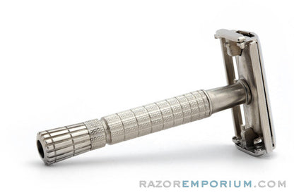 1955 Gillette Flair Tip Regular Super Speed Safety Razor A1