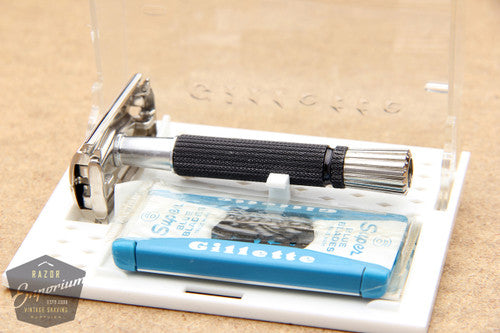 Gillette 1968 Black Handle Super Speed Safety Razor w/ Case