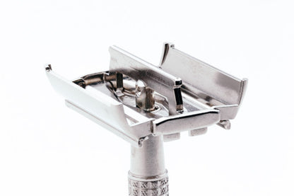 1960 Gillette Flair Tip Super Speed DE Safety Razor F3