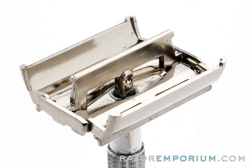 1957 Gillette Blue Tip Light Double Edge Super Speed Razor C1