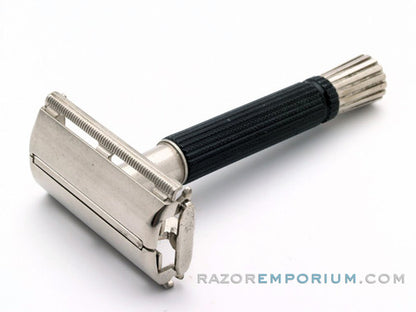 1972 S1 Gillette Black Handle Super Speed Safety Razor