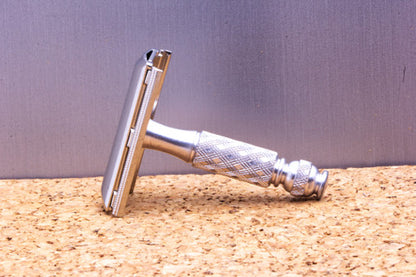 1969 O3 Gillette Ball End Tech Travel Spiral Handle Razor | Original Condition