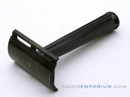 1940s WW2 Gillette Tech Safety Razor w/ Black Handle & Case
