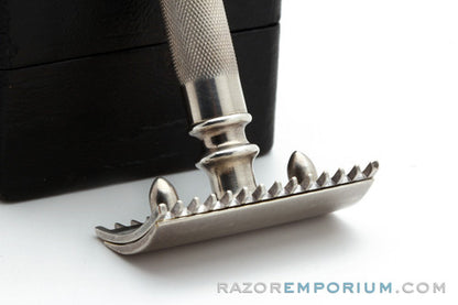 1906 Gillette Double Ring Old Type Safety Razor Set w/ Case Chicago and Sealed Blades