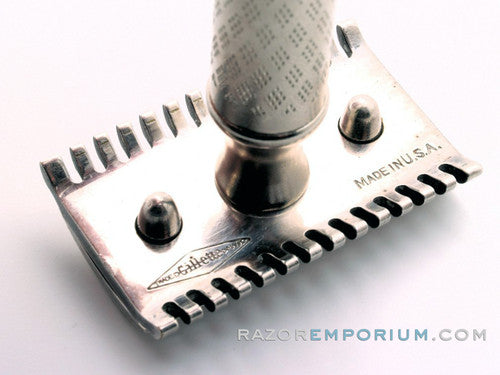 1924 Gillette New Improved Norfolk Tuckaway DE Safety Razor