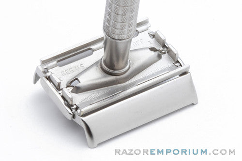 1959 Gillette Flare Tip Super Speed DE Safety Razor Factory Nickel Revamp E1