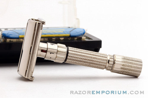 1958 Gillette Fatboy Adjustable Double Edge in Original Black Case D4