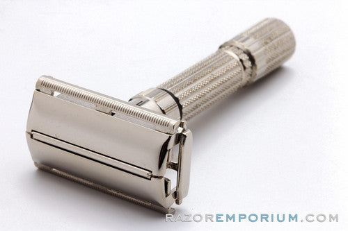 1958 Gillette Fatboy Adjustable Double Edge in Original Black Case D4