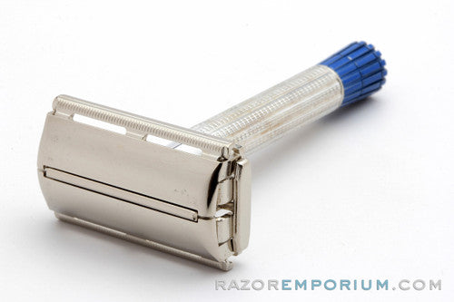 1955 Gillette Blue Tip Light DE Super Speed Razor with Case A1