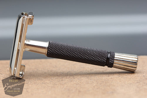 Gillette 1980 Black Handle Super Speed Safety Razor - L1