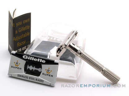 1968 N4 Gillette Slim Adjustable Double Edge Safety Razor Set w/ Case & Blade Bank