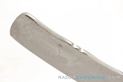 5/8" Shave Ready Straight Razor with Horn Scales "E"