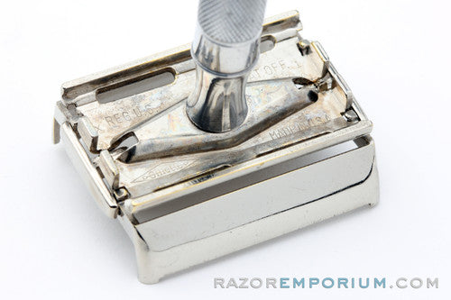 1952 Gillette Black Tip Super Speed Double Edge Razor X1