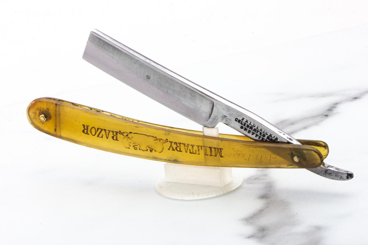 5/8" Vintage Restored Fredricks Military Straight Razor